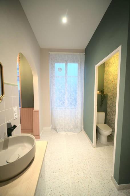 Royal Room Jacuzzi Haut De Gamme Centre Ville Mulhouse Exterior photo